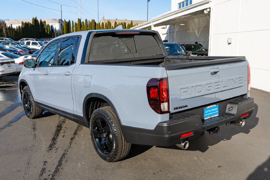New 2026 Honda Ridgeline Black Edition image 9