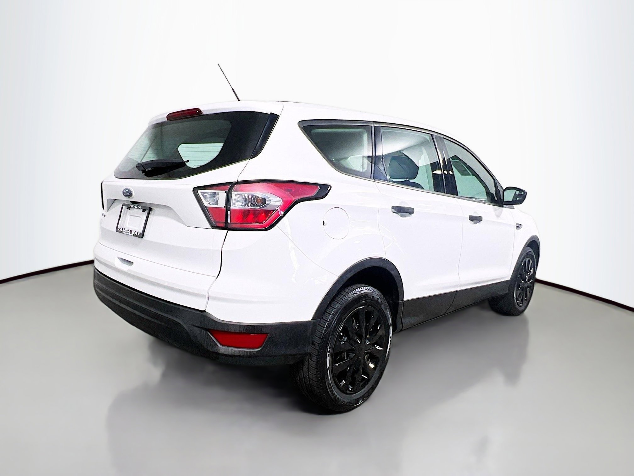 Used 2017 Ford Escape S image 4