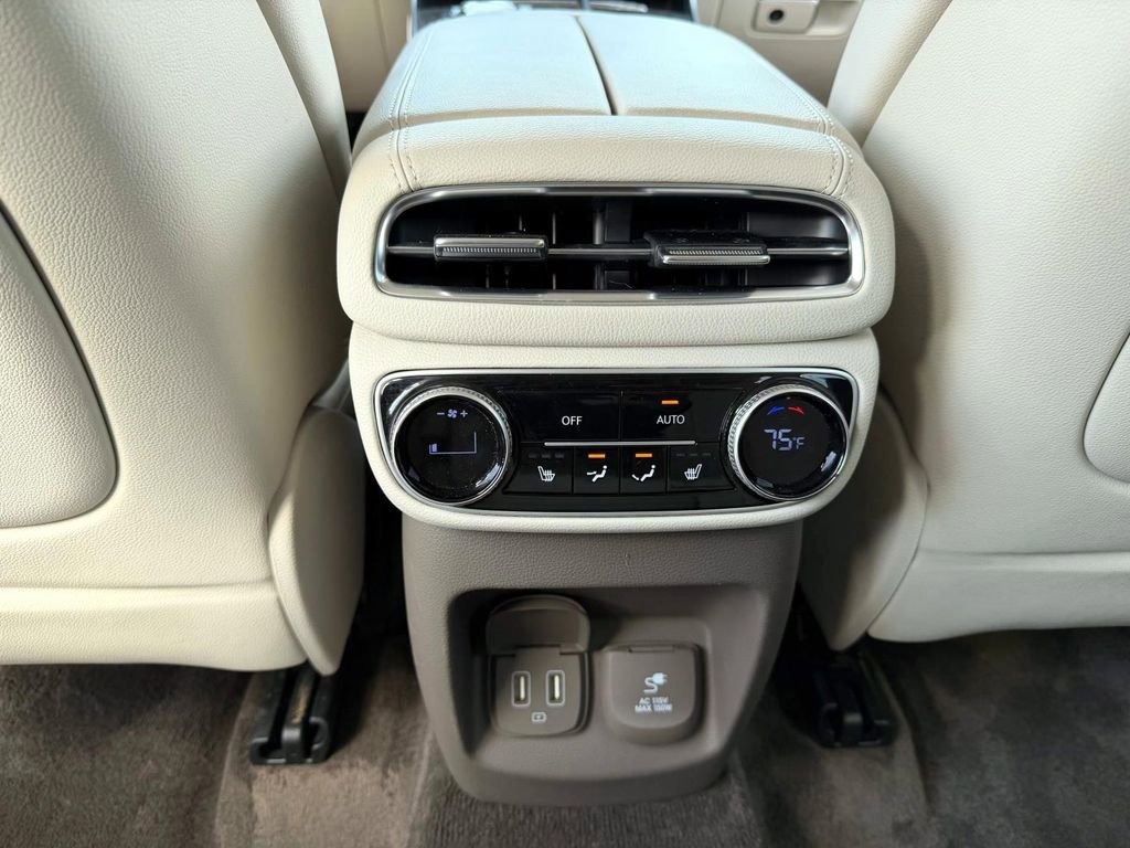 Certified 2023 Genesis GV80 2.5T w/ Prestige 20" Package image 11