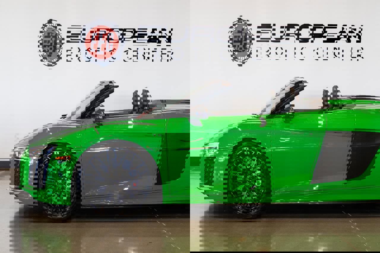 Used 2018 Audi R8 V10 plus image 21