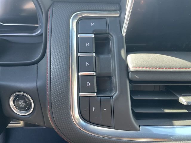 Used 2024 Chevrolet Suburban RST image 15