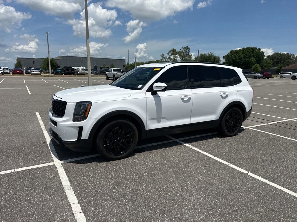Used 2022 Kia Telluride SX w/ SX Prestige Package AWD/4WD image 13