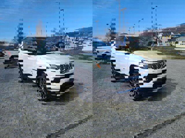 Used 2024 Jeep Compass Limited w/ Elite Group image 7