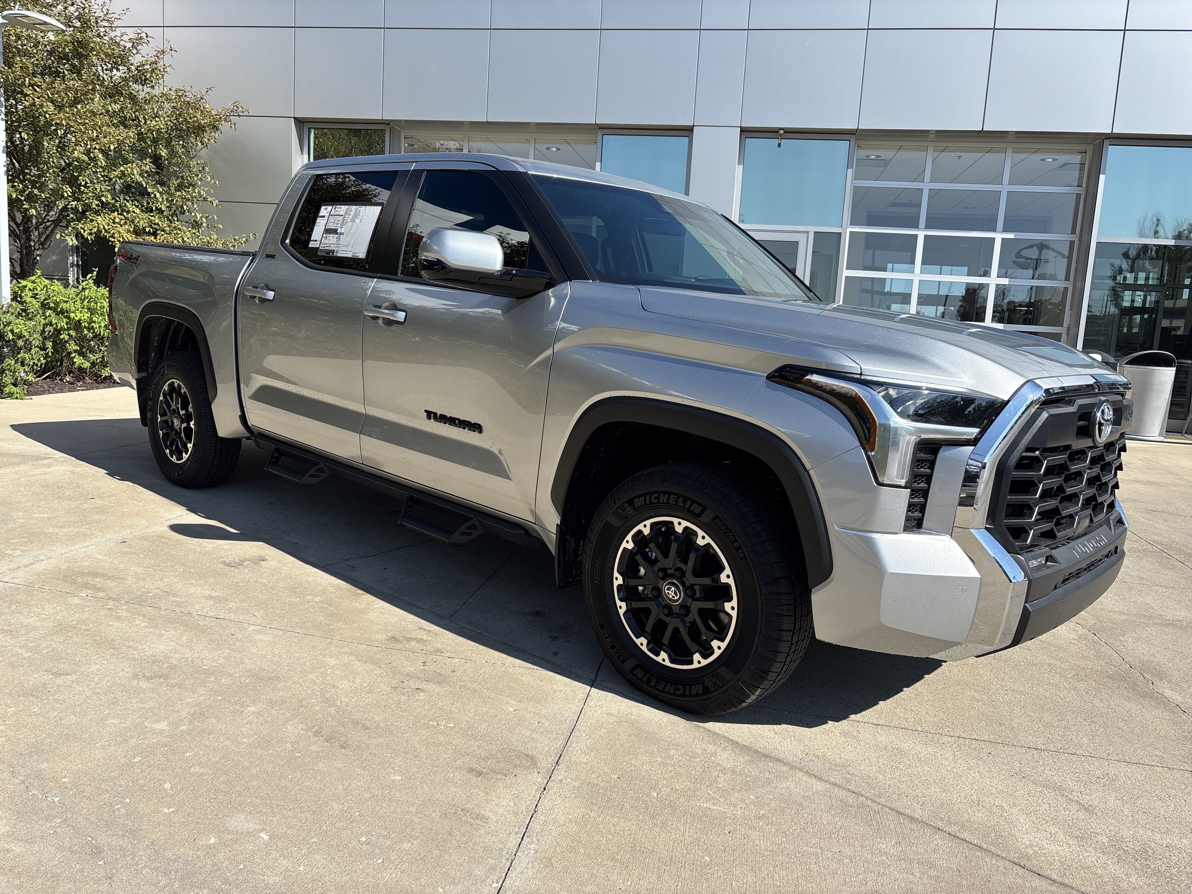Used 2026 Toyota Tundra SR5 w/ TRD Off-Road Package AWD/4WD image 2