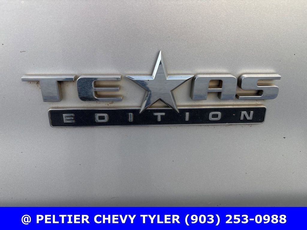 Used 2017 Chevrolet Silverado 1500 LT w/ Texas Edition RWD image 10