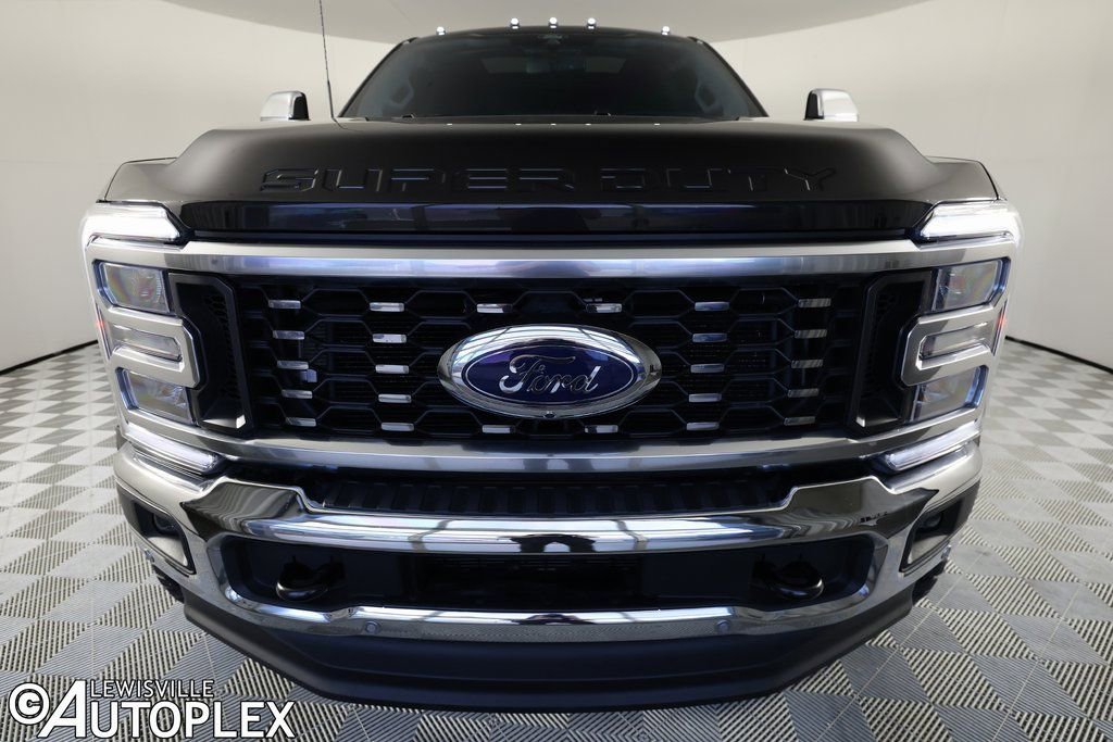 Used 2025 Ford F450 Lariat w/ Lariat Ultimate Package image 2