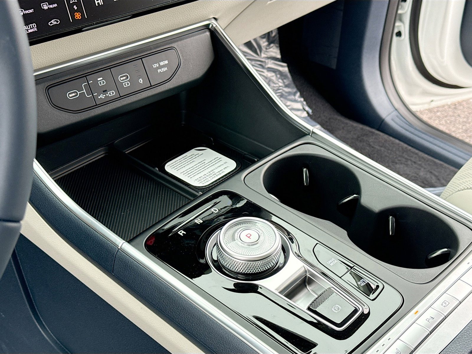 New 2026 Kia Carnival EX image 11