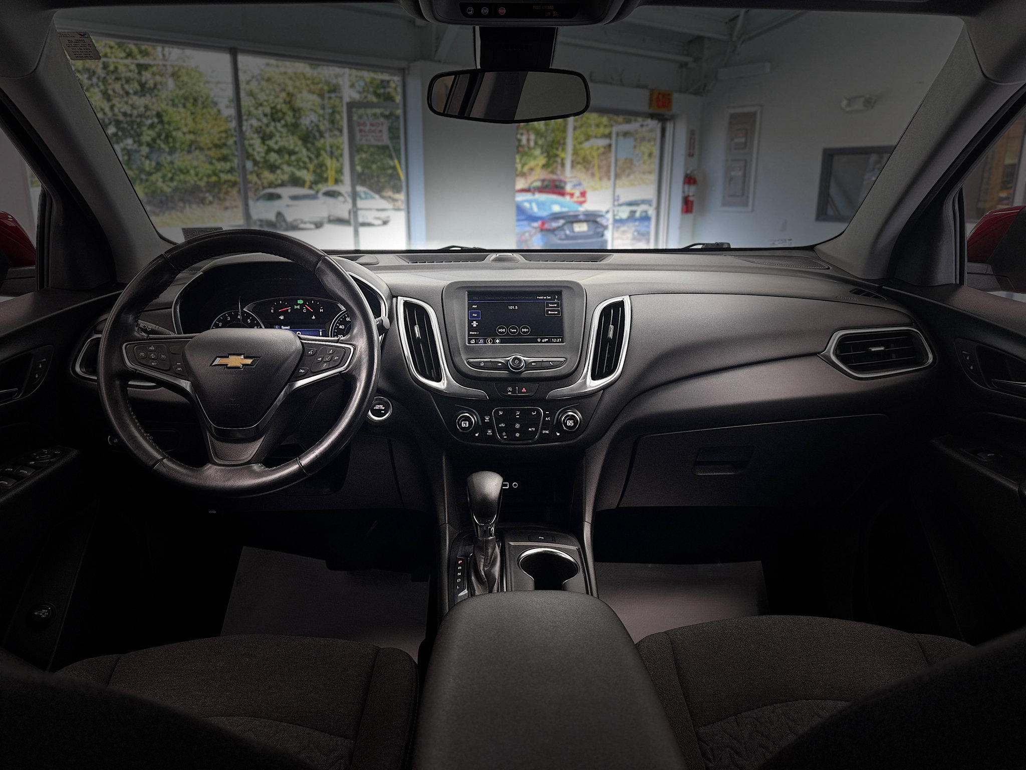 Used 2022 Chevrolet Equinox LT AWD/4WD image 21