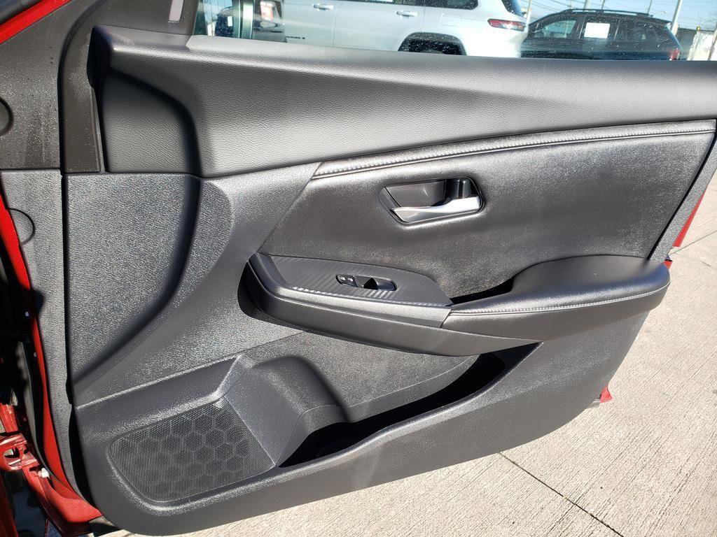 Certified 2022 Nissan Sentra SV image 27