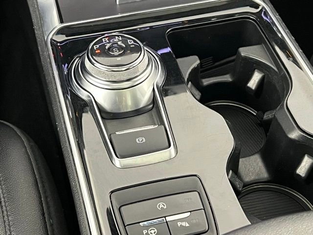 Used 2020 Ford Edge Titanium w/ Equipment Group 301A image 38