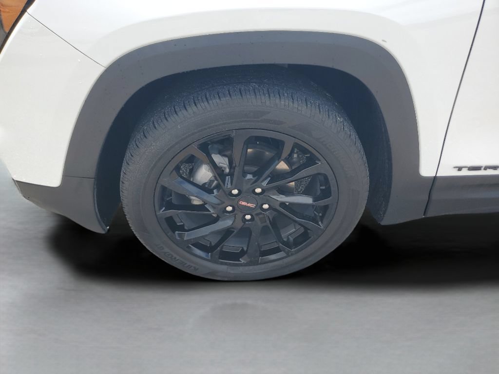 Used 2024 GMC Terrain SLE w/ Driver Convenience Package FWD image 25