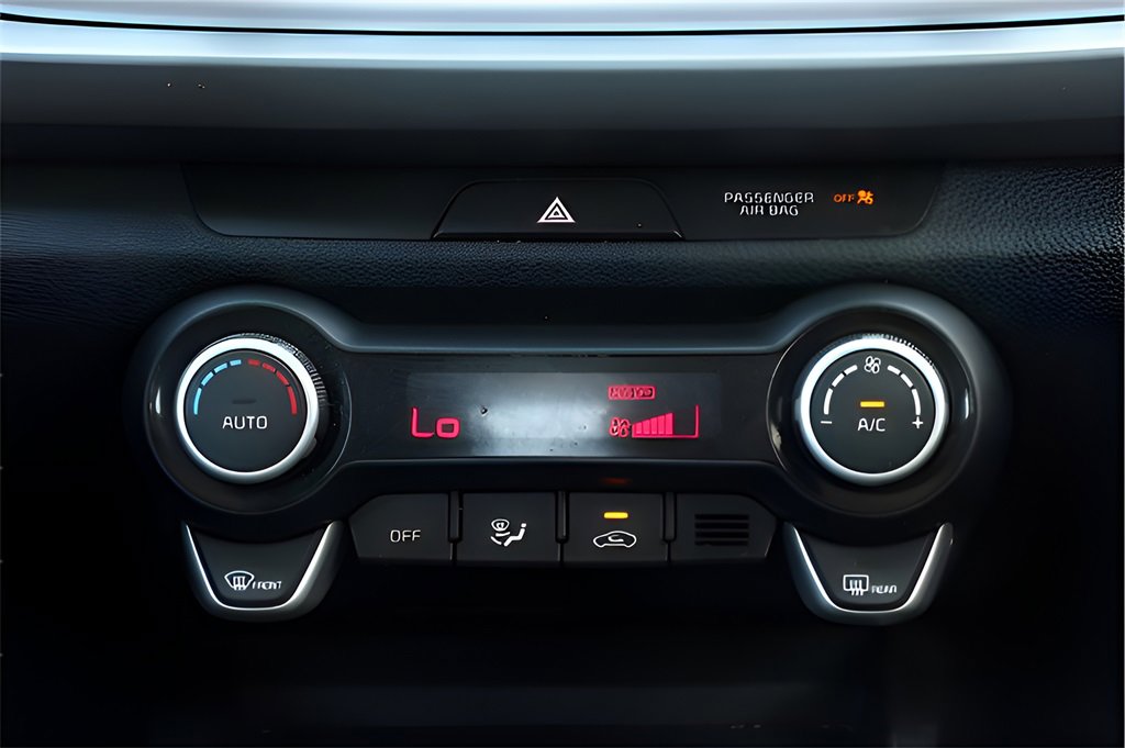 Used 2023 Kia Rio S w/ Technology Package image 19