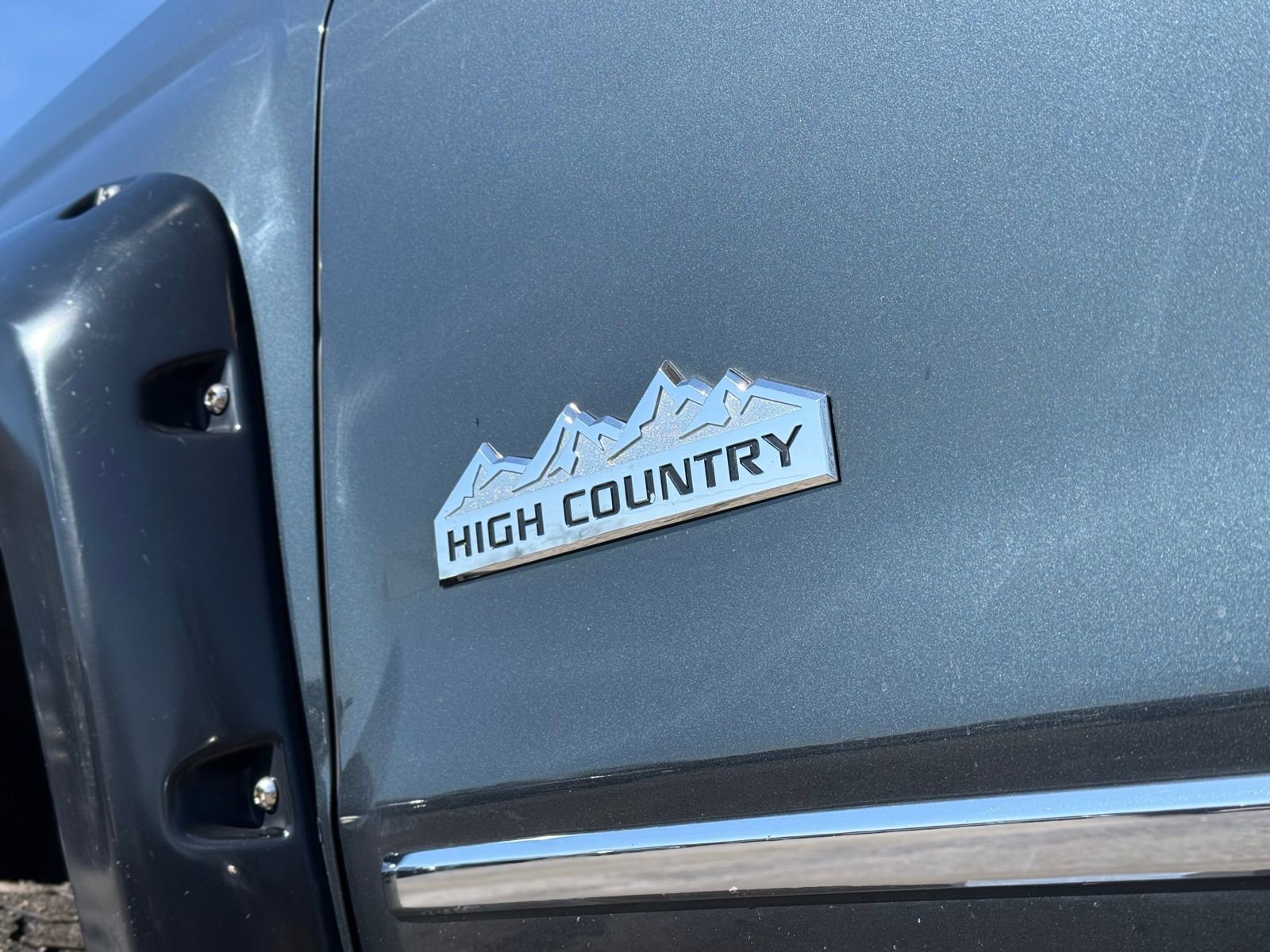 Used 2019 Chevrolet Silverado 2500 High Country w/ Duramax Plus Package image 12