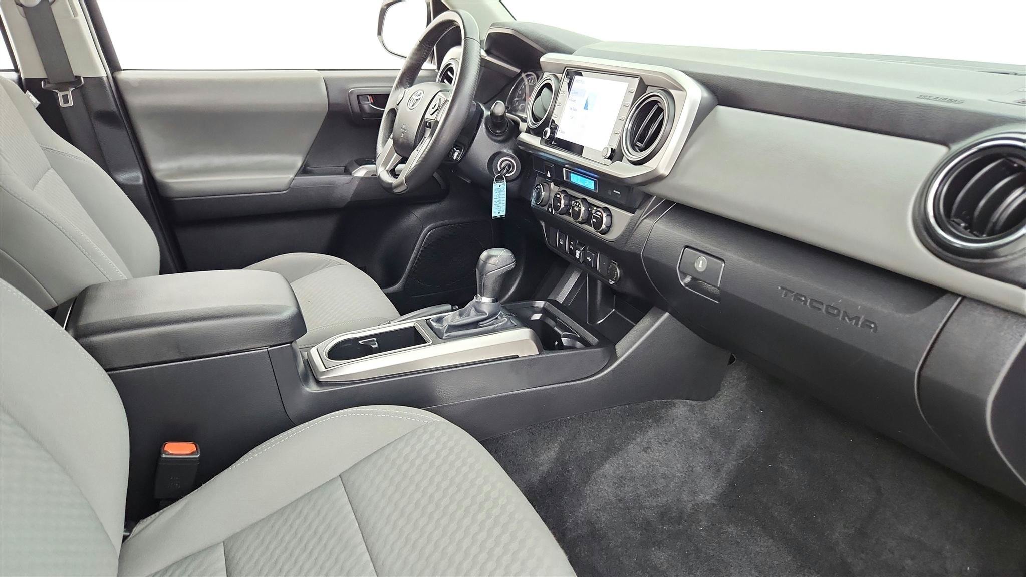 Used 2022 Toyota Tacoma SR5 AWD/4WD image 33