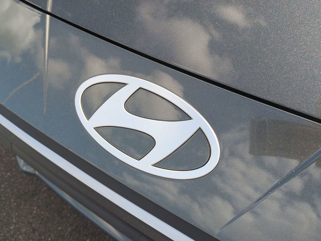 New 2026 Hyundai Elantra Sport image 13