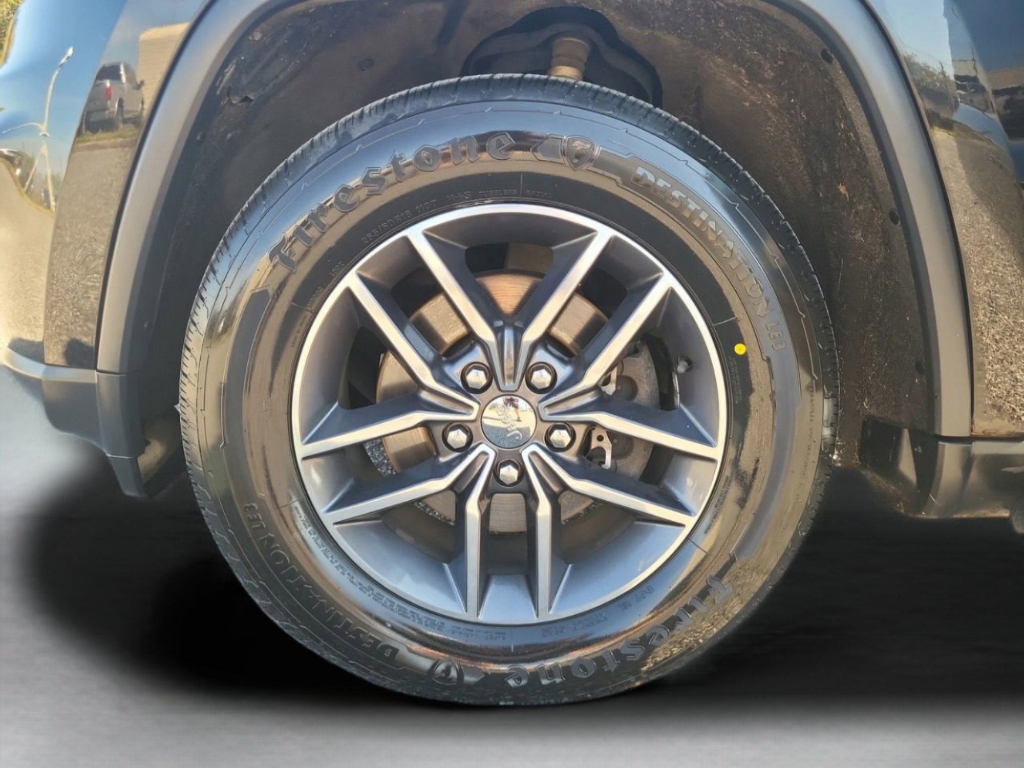 Used 2017 Jeep Grand Cherokee Limited w/ Luxury Group II image 34