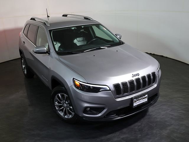 Used 2019 Jeep Cherokee Latitude Plus w/ Cold Weather Group AWD/4WD image 7