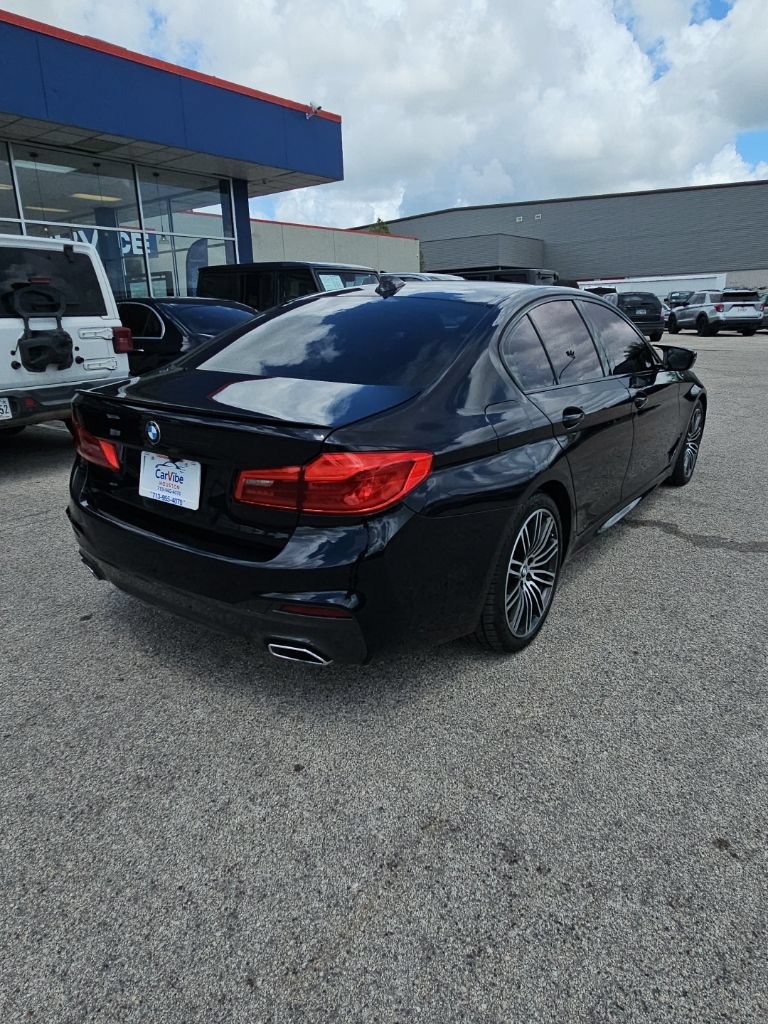 Used 2019 BMW 530e w/ M Sport Package RWD image 7