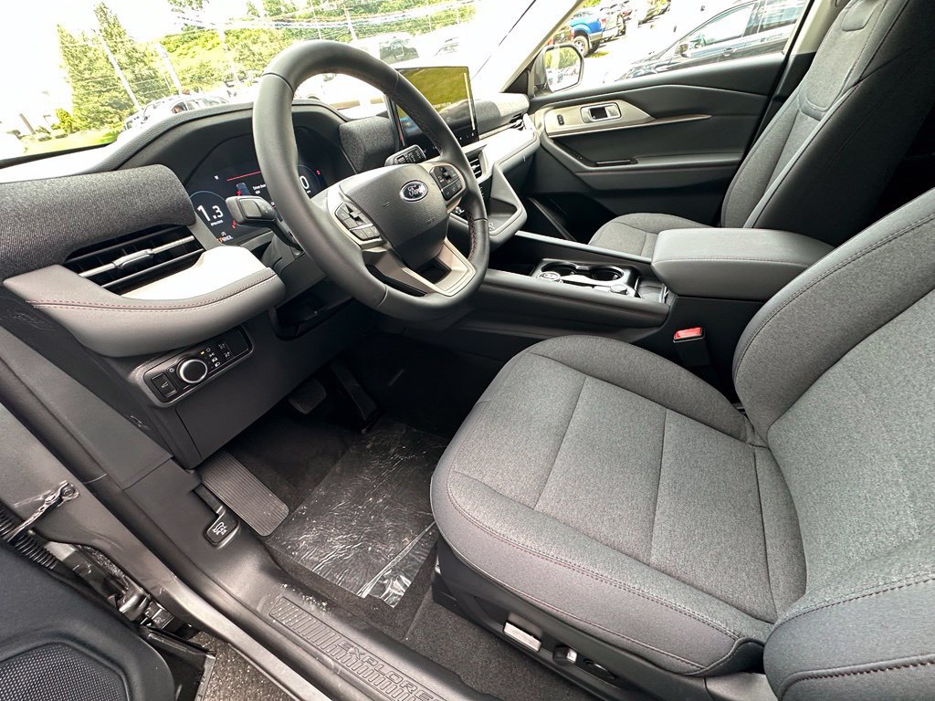 New 2026 Ford Explorer Active AWD/4WD image 15
