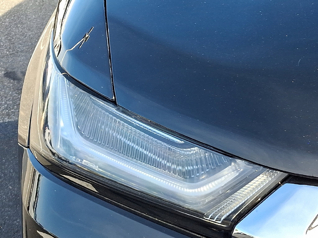 Certified 2022 Chevrolet Traverse LT FWD image 9