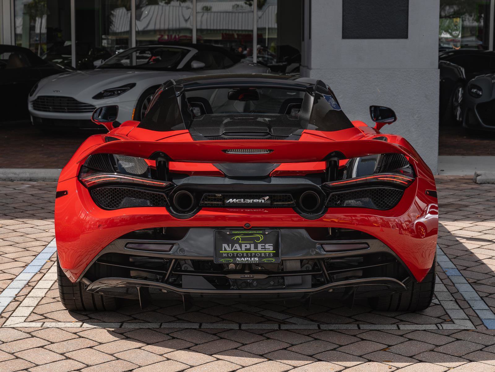 Used 2020 McLaren 720S Performance RWD image 31