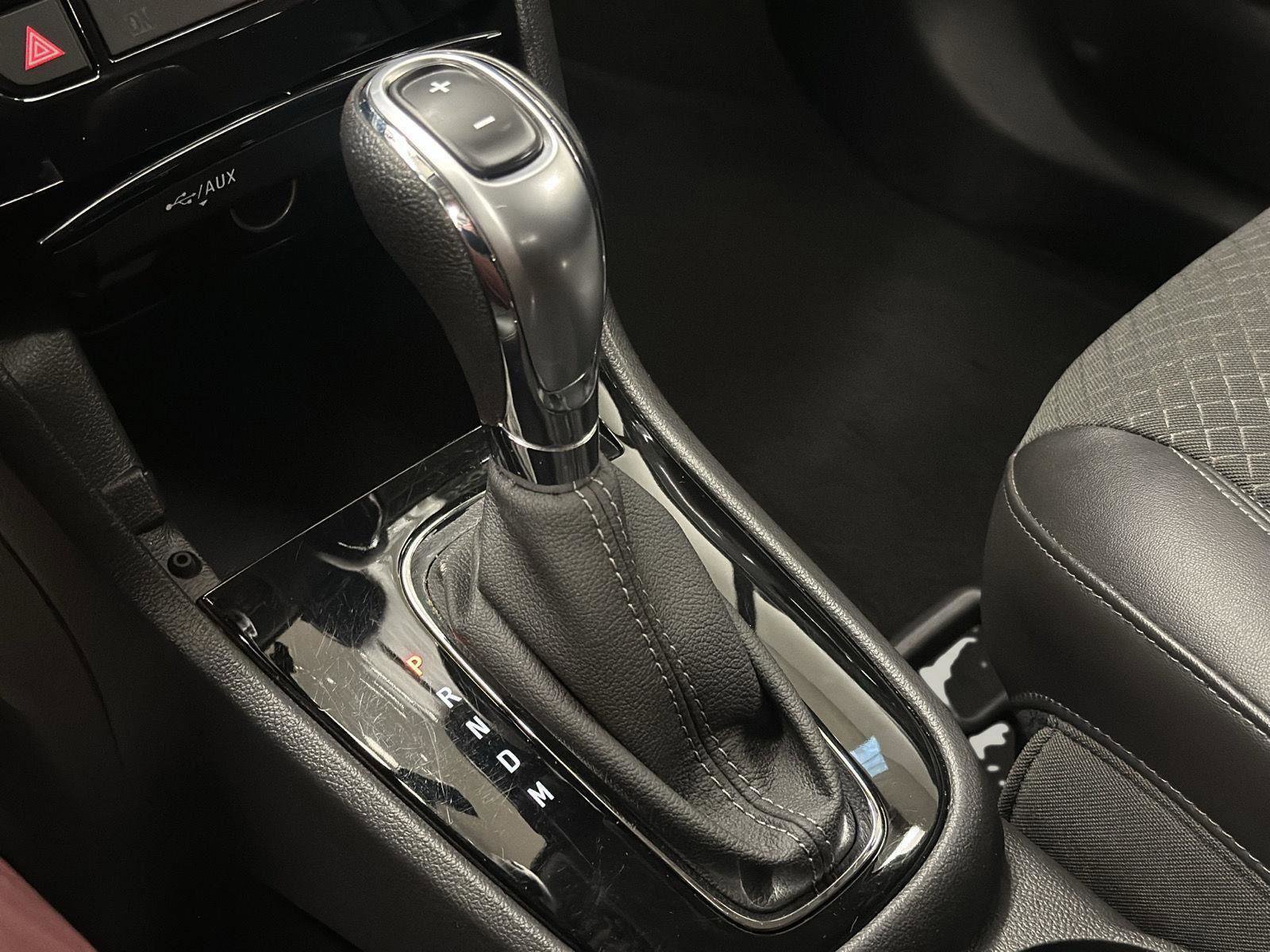 Used 2018 Buick Encore Preferred image 17