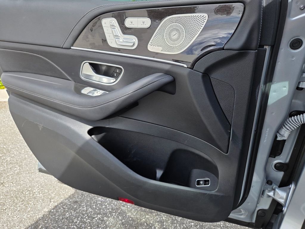 Used 2022 Mercedes-Benz GLE 350 4MATIC image 29