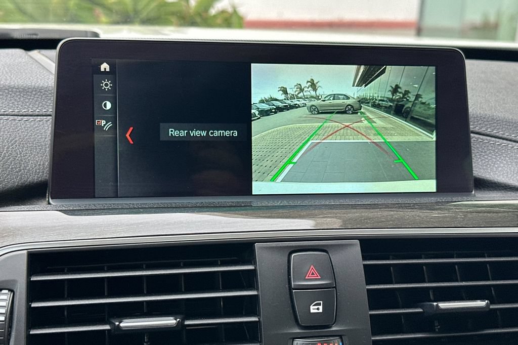 Used 2018 BMW 330i Sedan RWD image 21