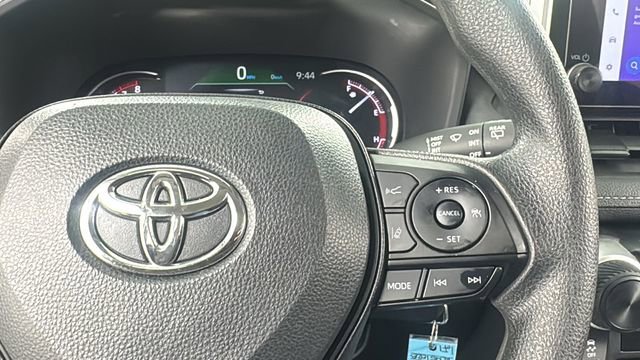 Used 2024 Toyota RAV4 LE image 22