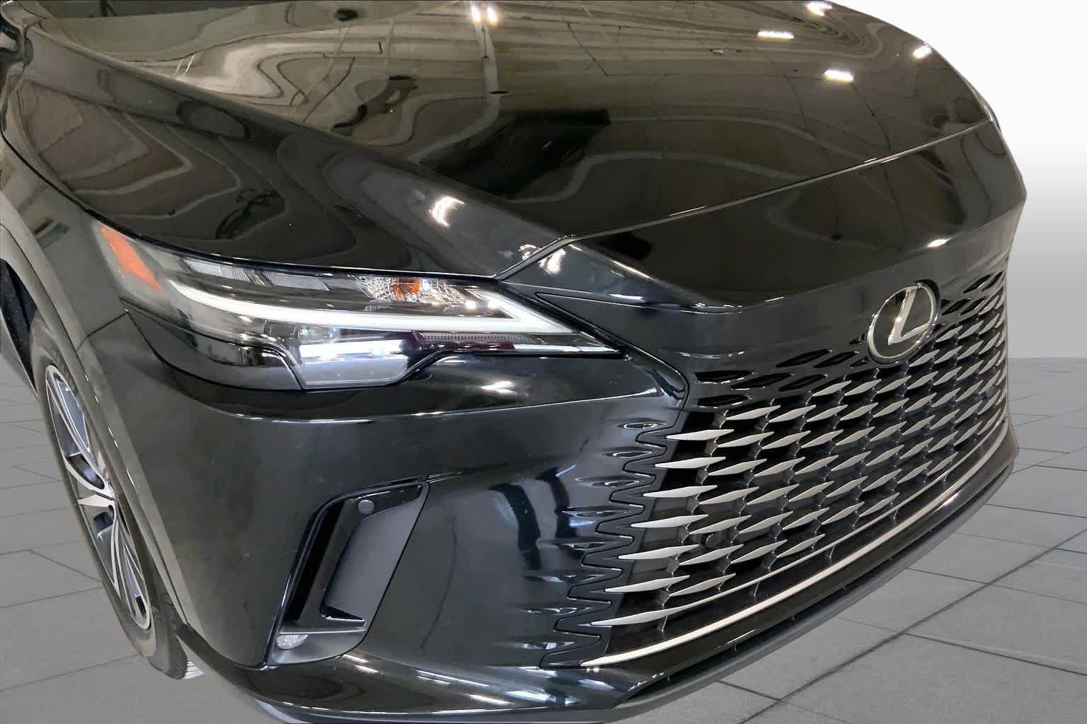 Used 2024 Lexus RX 350 FWD w/ Technology Package image 57