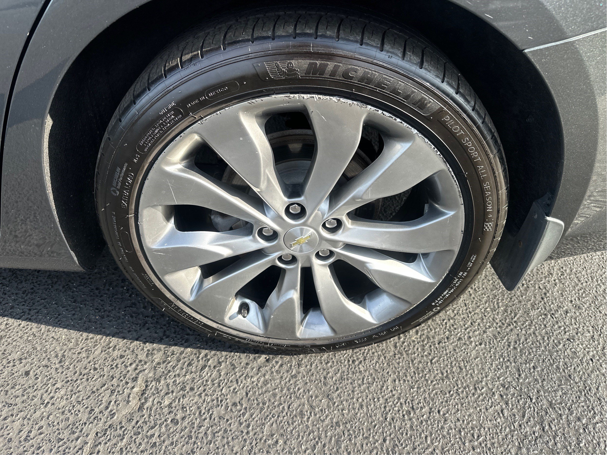 Used 2017 Chevrolet Malibu Premier w/ Premier Sun and Wheel Package FWD image 29