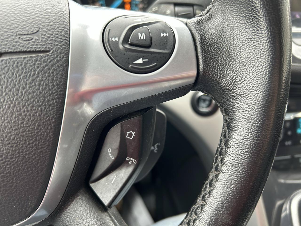 Used 2013 Ford Escape SEL AWD/4WD image 21