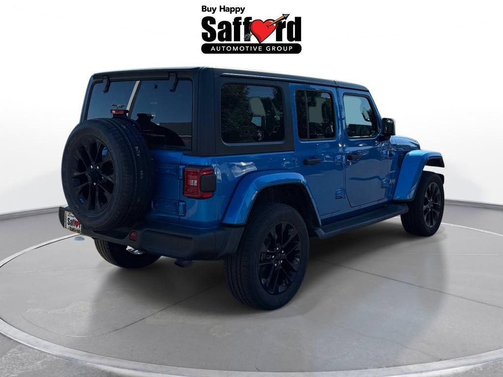 Used 2023 Jeep Wrangler Unlimited Sahara w/ Cold Weather Group AWD/4WD image 9