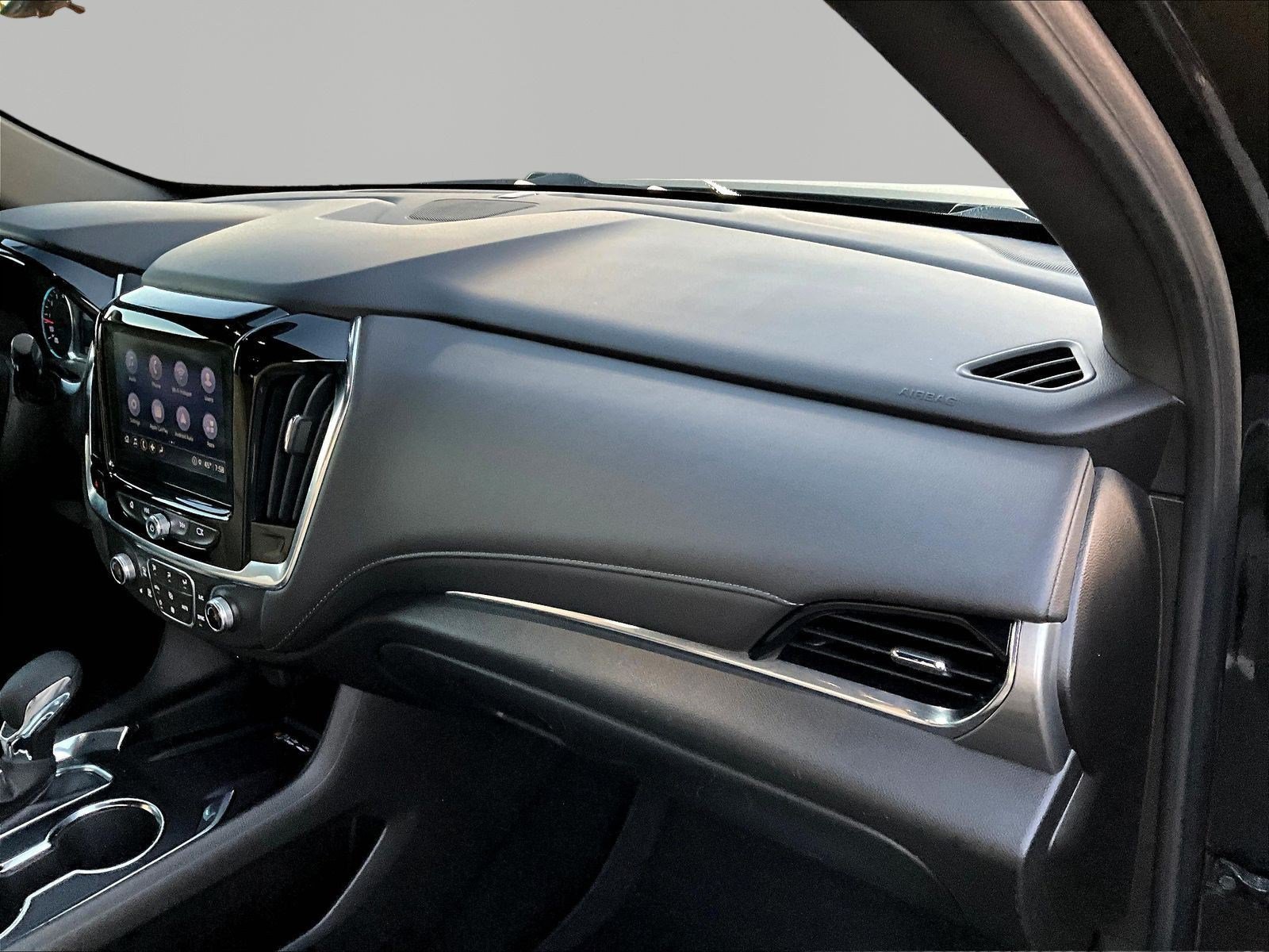 Used 2023 Chevrolet Traverse LT FWD image 27