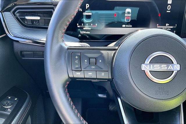 Certified 2025 Nissan Kicks SR FWD image 10
