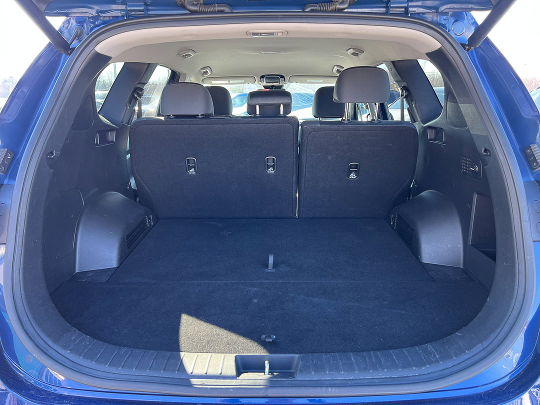 Used 2023 Hyundai Santa Fe SEL image 5