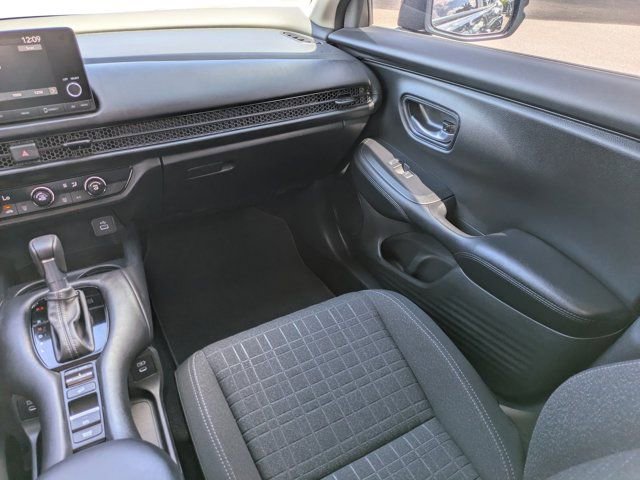 Used 2025 Honda HR-V LX image 17