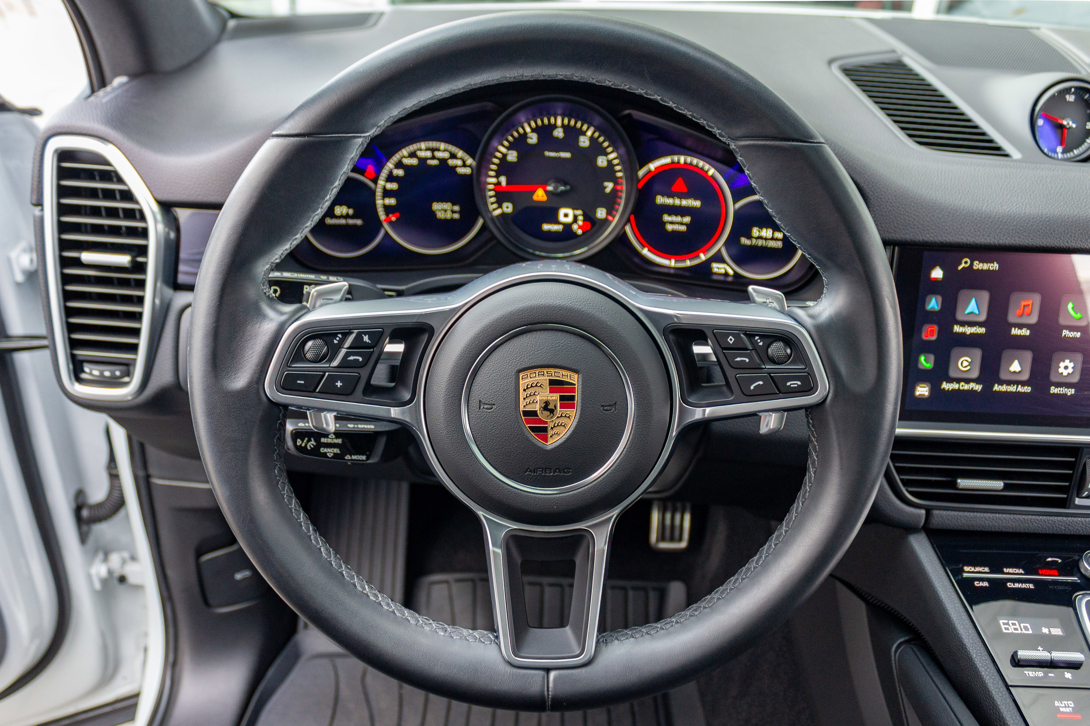 Used 2022 Porsche Cayenne S Platinum image 14