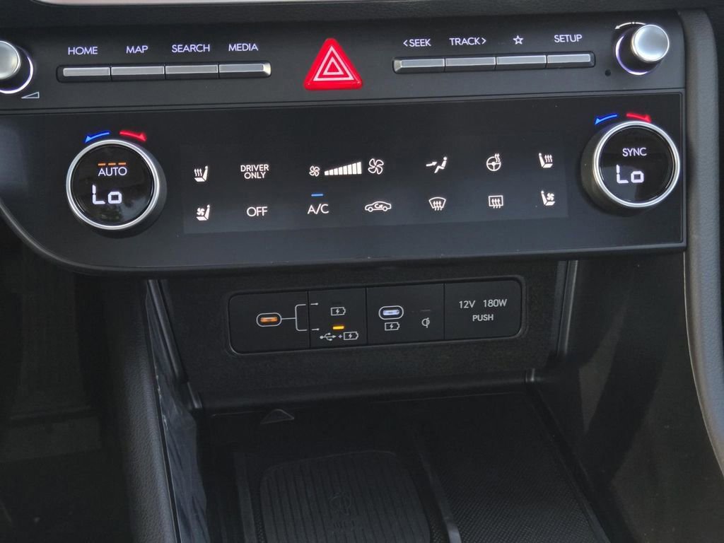 New 2025 Hyundai Sonata Limited FWD image 27