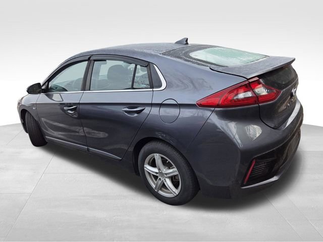 Used 2017 Hyundai Ioniq SEL image 10