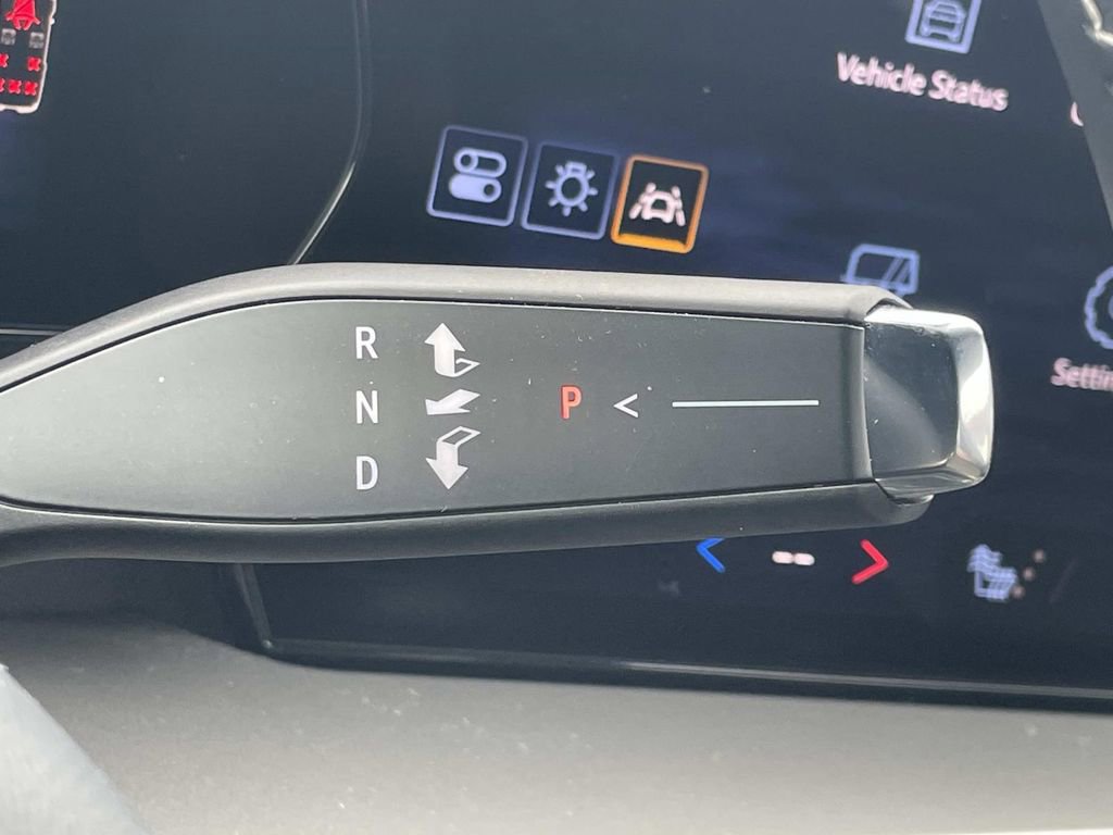 Used 2024 Chevrolet Traverse LT w/ Midnight/Sport Edition image 26