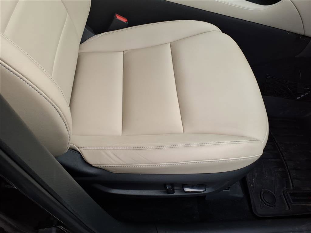 Used 2020 INFINITI QX50 Luxe w/ Navigation Package image 18