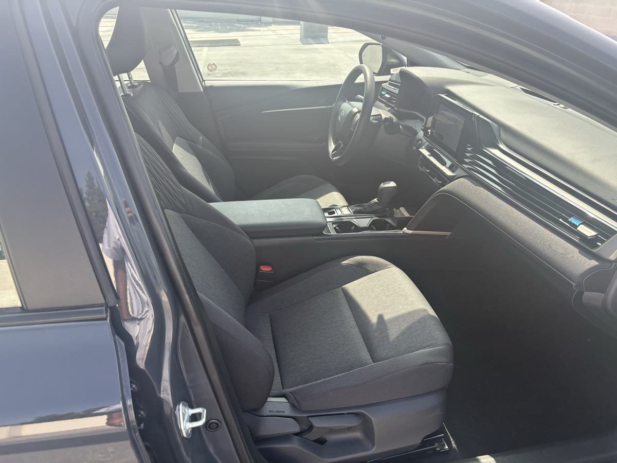 Used 2026 Toyota Camry LE FWD image 18