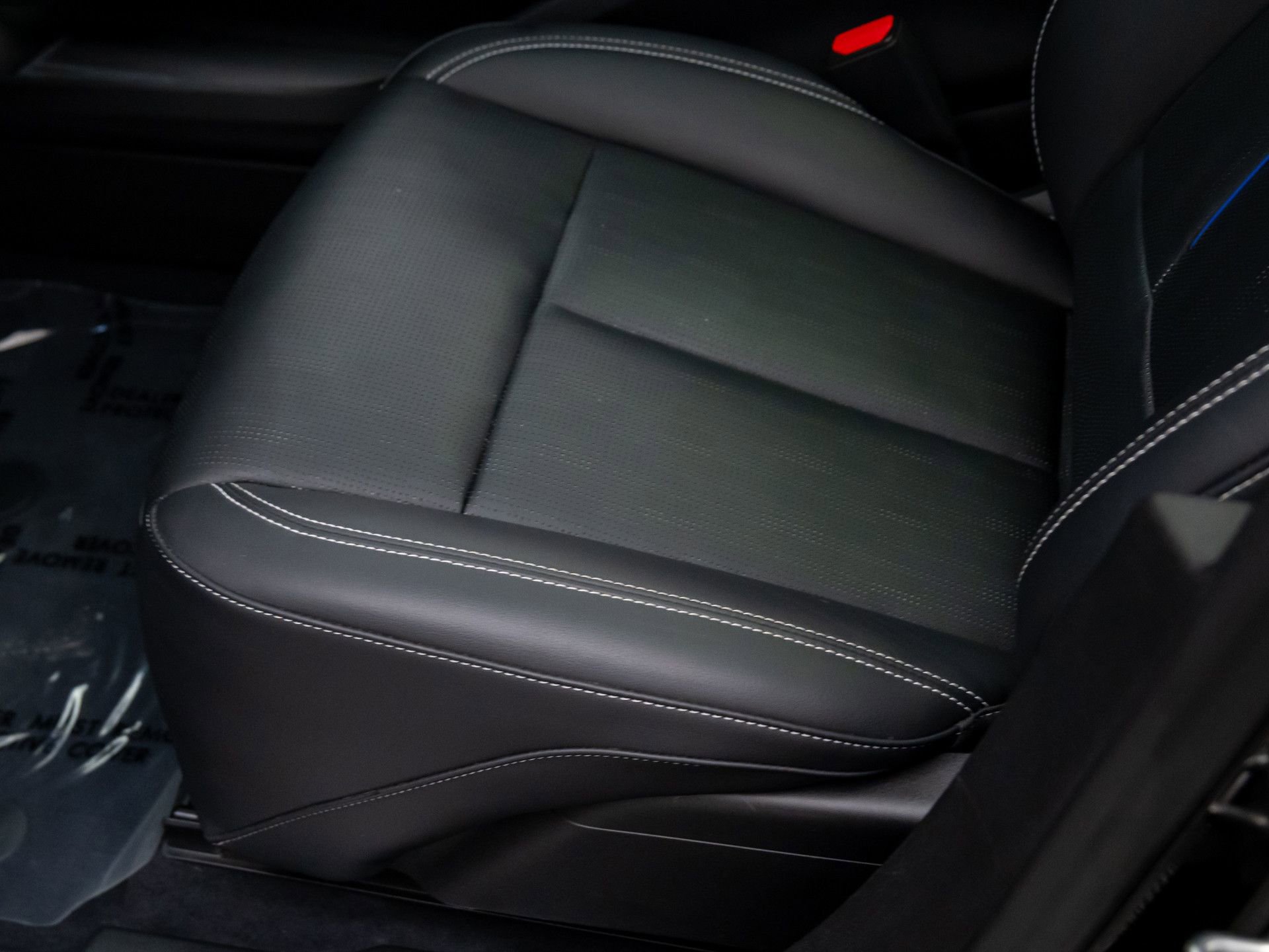 Certified 2024 Cadillac Lyriq Luxury w/ LPO, Floor Liner Package image 21