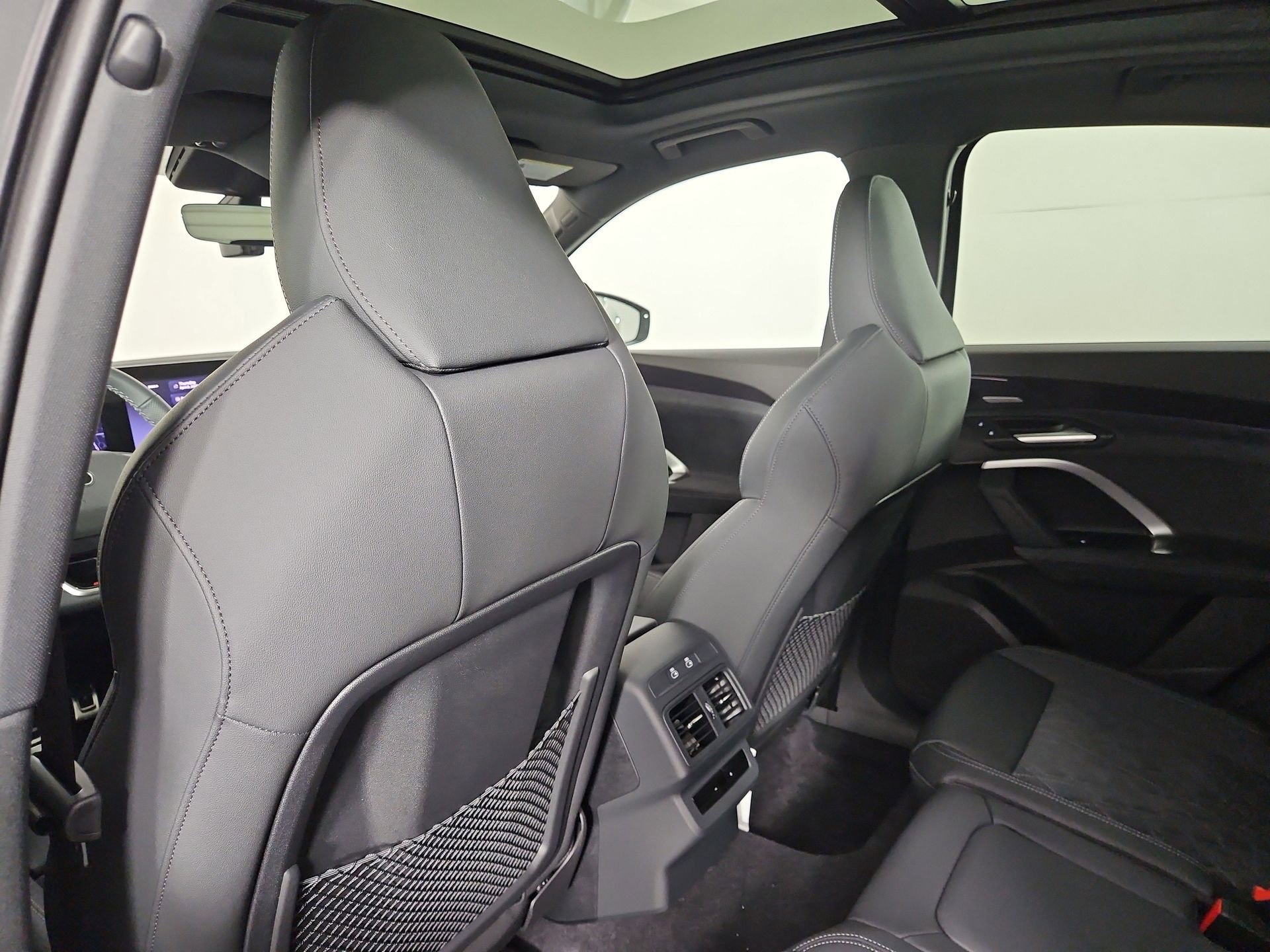 New 2026 Audi SQ5 Premium Plus AWD/4WD image 39