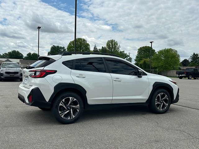 Used 2024 Subaru Crosstrek 2.0i Premium AWD/4WD image 9