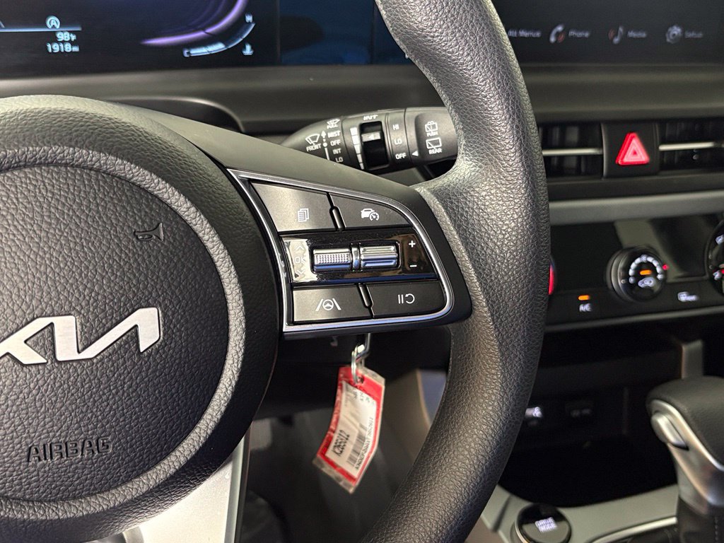 New 2026 Kia Seltos LX FWD image 19
