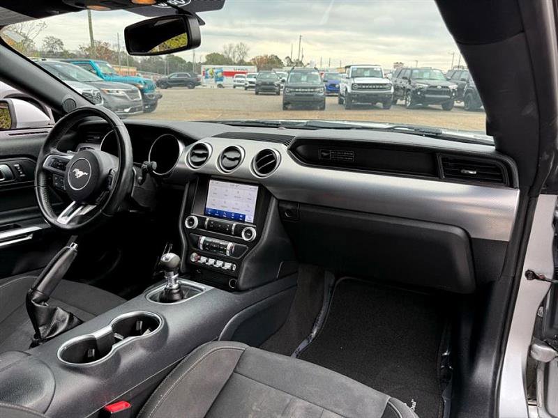 Used 2020 Ford Mustang GT w/ Equipment Group 301A image 19