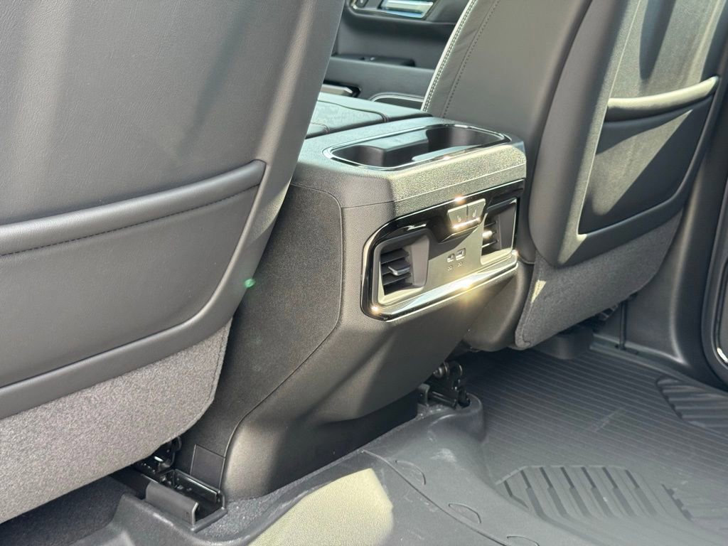 New 2026 GMC Sierra 2500 AT4X w/ AT4X AEV Edition image 23