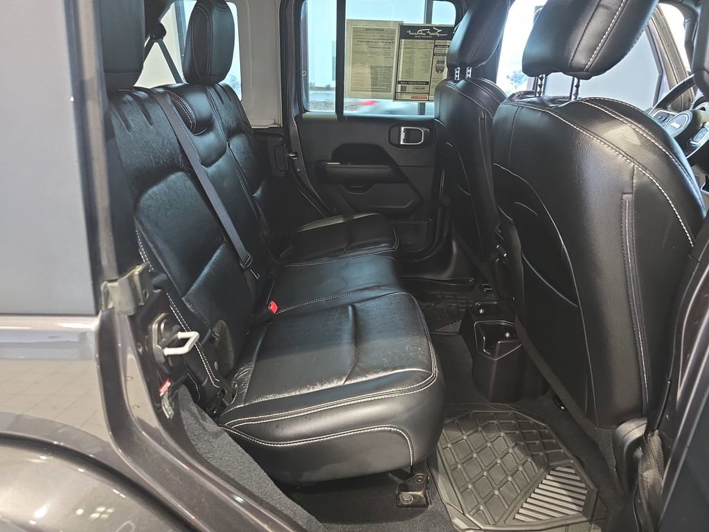 Used 2018 Jeep Wrangler Unlimited Sahara w/ LED Lighting Group image 16